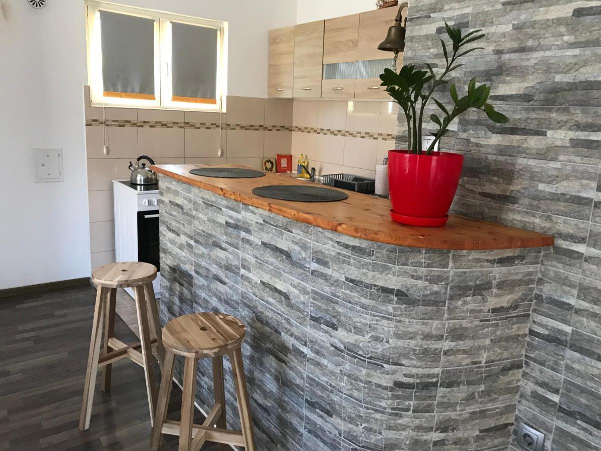 Pocanic'S Apartment Котор Екстериор снимка